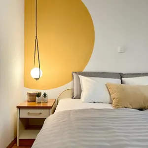 https://adriatic-vibes-apartments.hotelinzadar.com